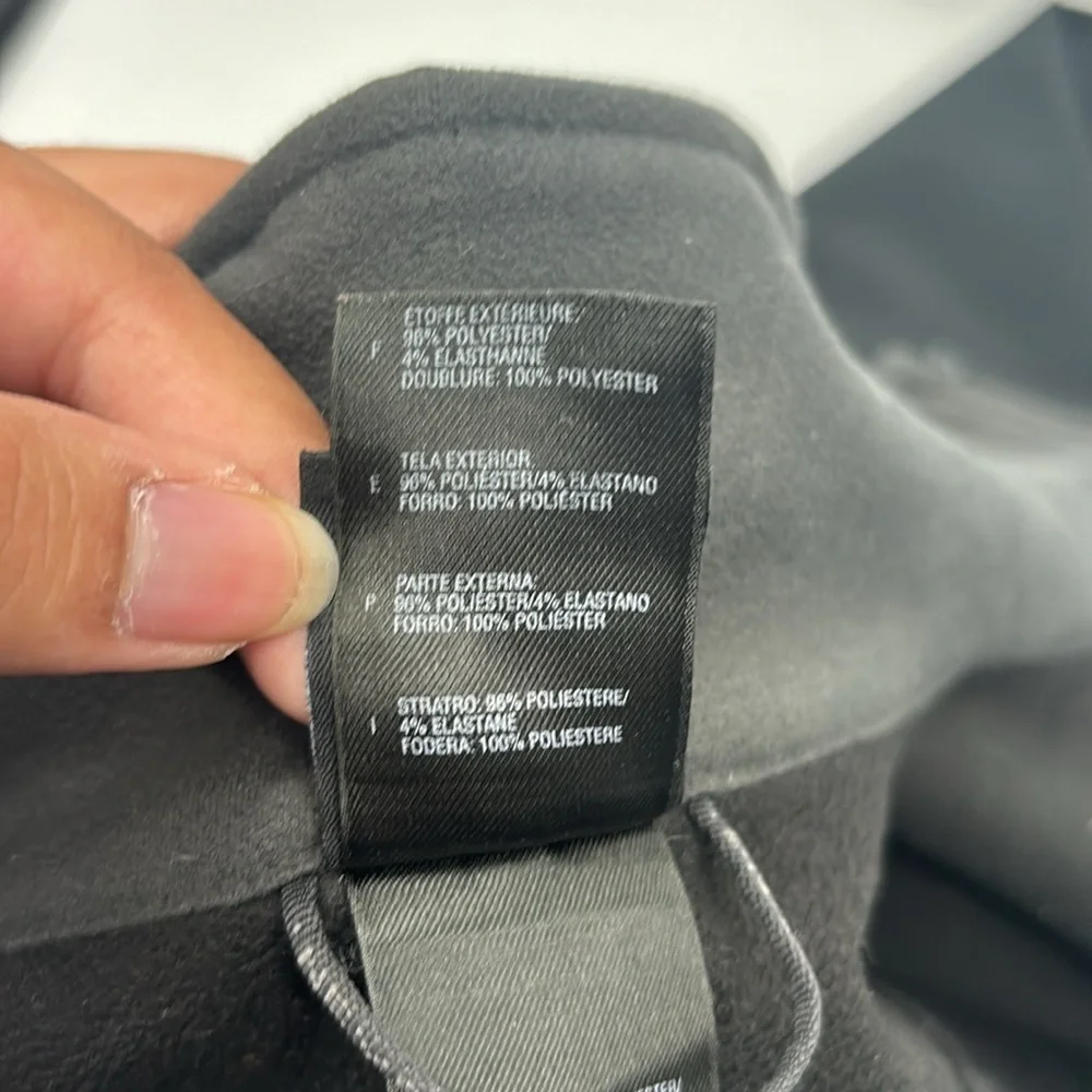 UEC The North Face black TFN APEX black jacket medium